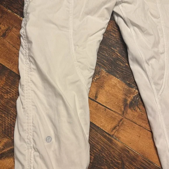Lululemon Mid Rise Dance Studio Crop White Pants size 4 - Picture 7 of 8